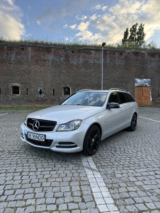 Mercedes-Benz C 250 CDI 4MATIC Avantgarde – Automat – 204 CP – 4x4