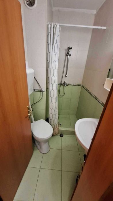 Дава се под наем Тристаен апартамент в Бургас, Братя Миладинови - 85 кв.м за 433.5 € - Снимка #4