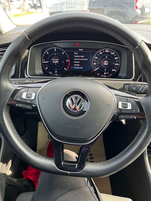Volkswagen Golf Primul proprietar înmatriculat în România