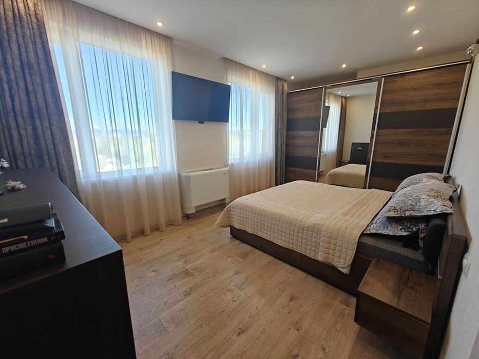 Продава се Тристаен апартамент в София, Връбница 2 - 120 кв.м за 2417 €/кв.м - Снимка #6