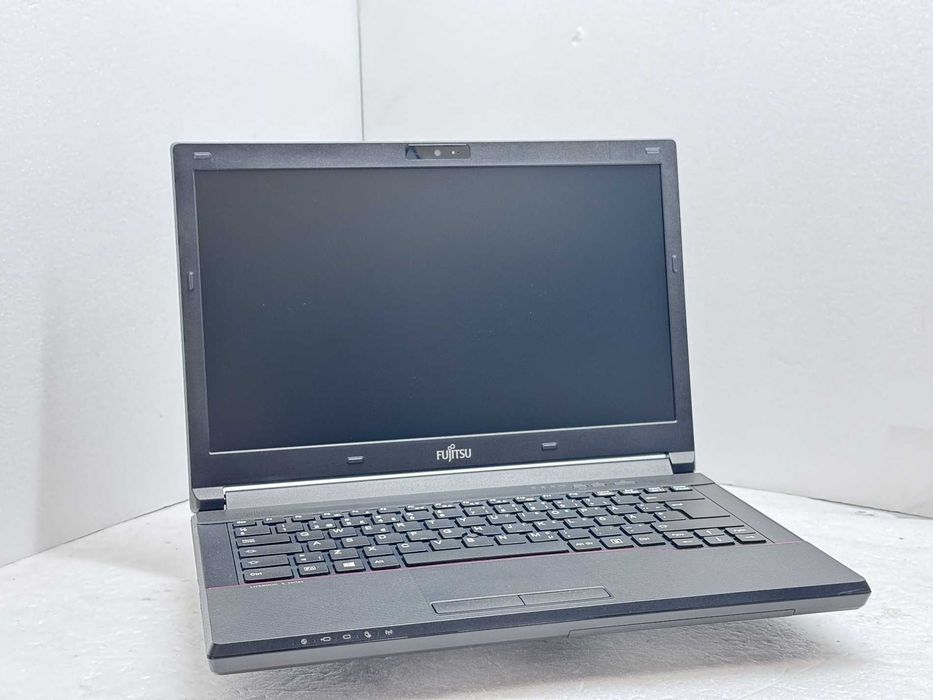 Реновиран лаптоп Fujitsu LIFEBOOK E546 14" TN i3-6100U 8GB DDR4 260GB SATA/SSD/ клас А/ 12м гаранция