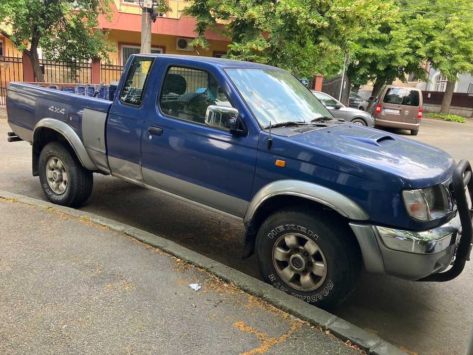 Nissan Navara D22 4x4 pick-up kingcab L200, ranger, D40, np300, offroad