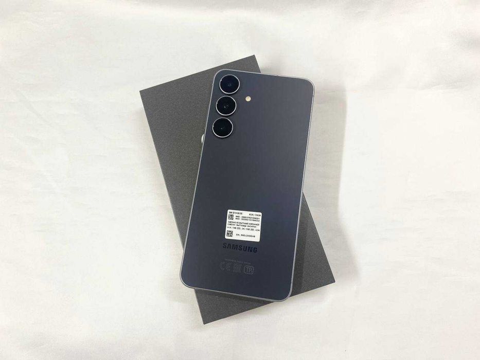 Samsumg Galaxy S25 FE