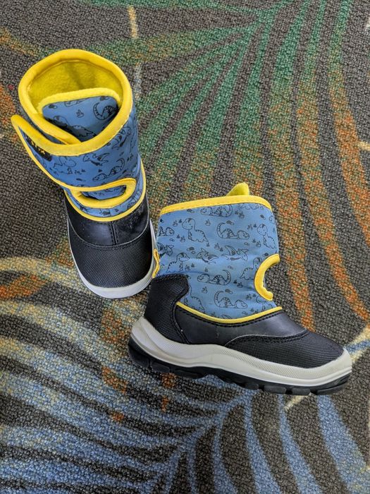 Cizme impermeabile Geox, mărimea 22