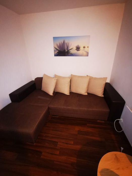 Canapea extensibilă. Uzată