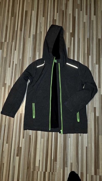 Яке за пролет / есен