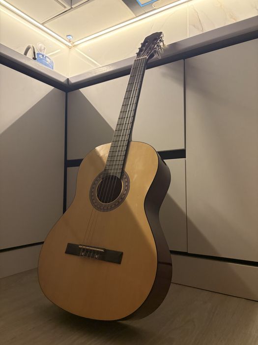 классическая гитара amadeus