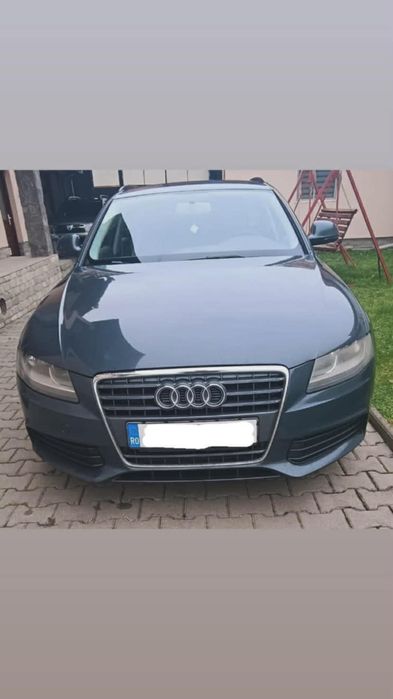 Vând Audi A4 2009