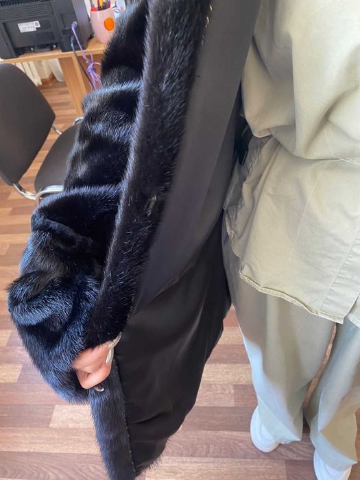 Продается норковая шуба