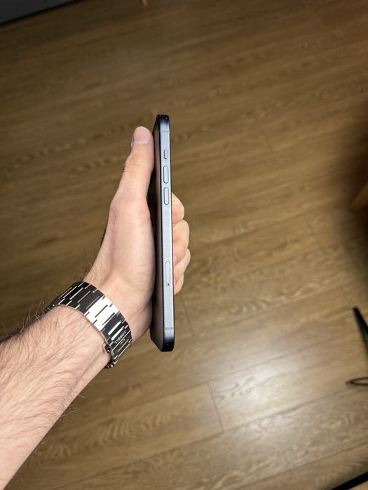 iPhone 15 Plus 128gb Negru