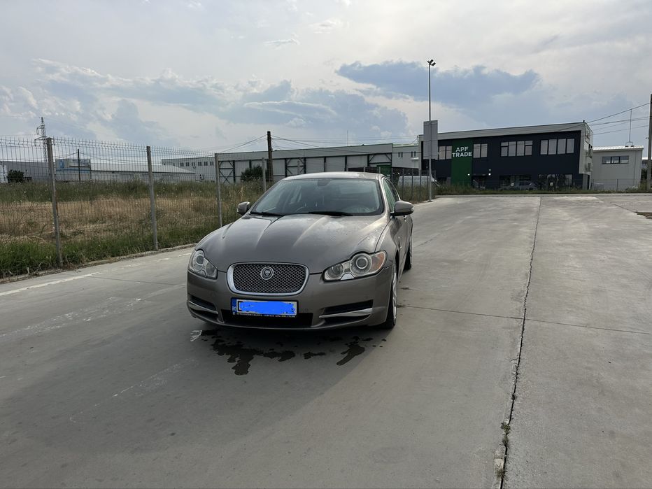 Jaguar XF Premium Luxury 2.7 V6 Bi-Turbo | 180.000 km | Scaune ventilate | Volan încălzit | Automat