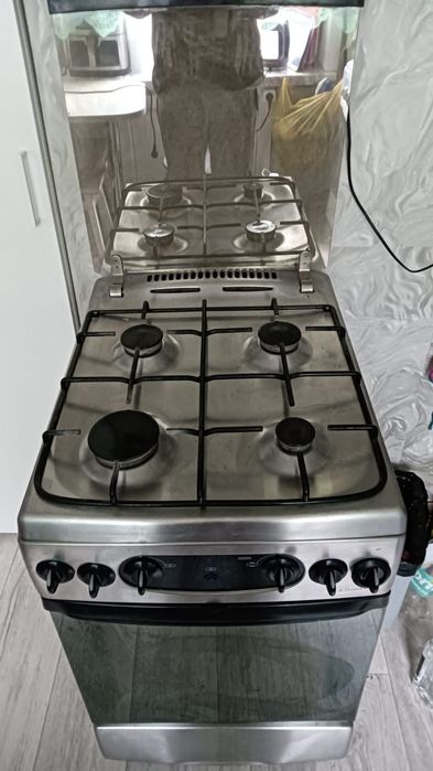 Продам газплиту Кайзер