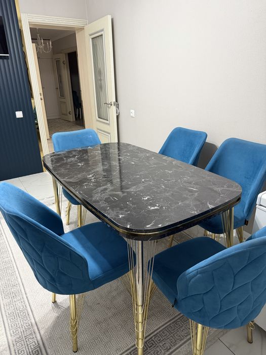 Продам стол со стульями