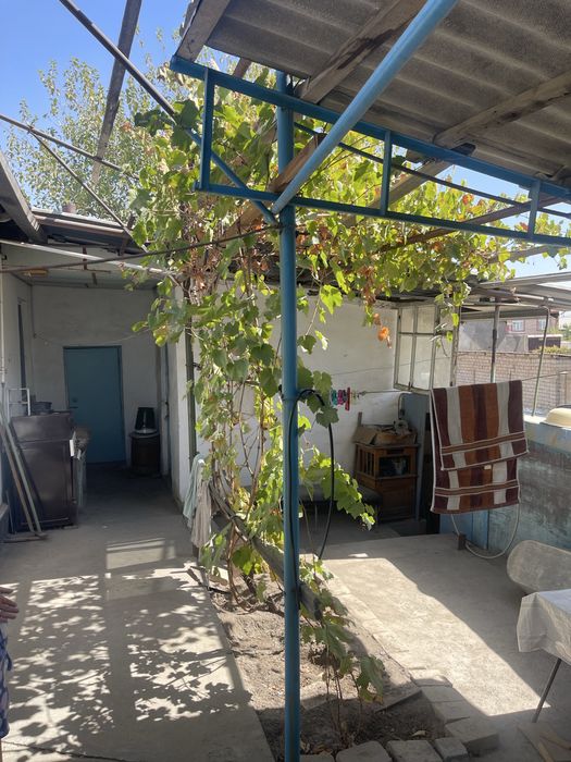 Продаётся дом, 5.6 соток,6 комнат