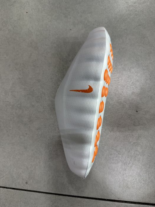 Чехли Nike Mind 001