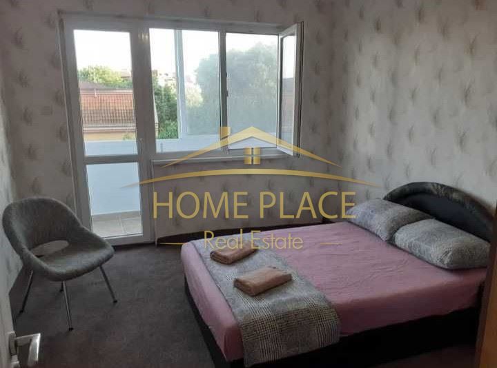 Дава се под наем Двустаен апартамент в Варна, Център - 70 кв.м за 612 € - Снимка #1