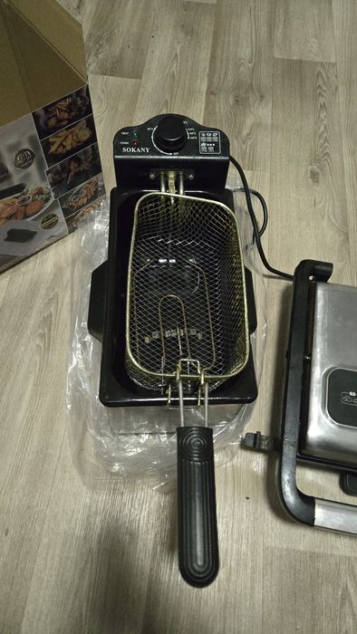 Продаю фритюр sokany