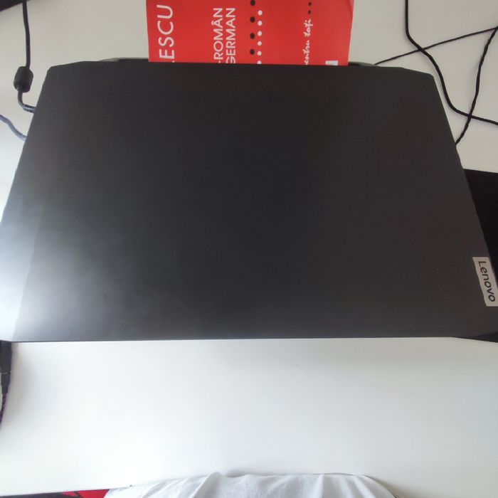 Laptop Gaming Lenovo IdeaPad