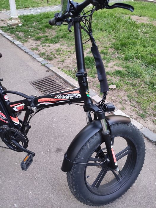 Bicicletă Electrică Pliabilă Reset Redwood 987 – Fat Bike, Stare Excelentă