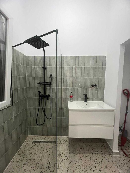 vanzare apartament 3 camere semicentral