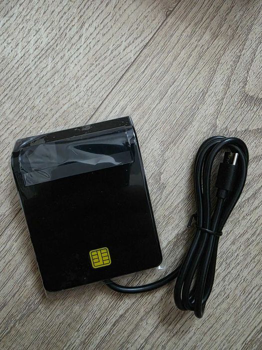 Vand cititor Carte de Identitate