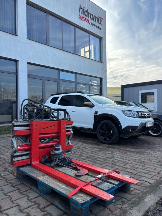 Atașament motostivuitor ROTATOR + Side Shift Durwen DUZ15 An fab. 2016