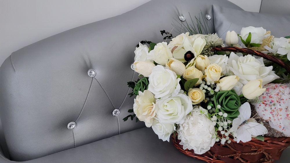 Divan Argintiu, produs second-hand . Anunt valabil ptr Arad si Timis