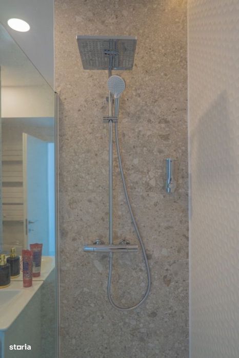 Inchiriez apartament NOU 2 camere Mamaia Nord - Lunar pe termen lung