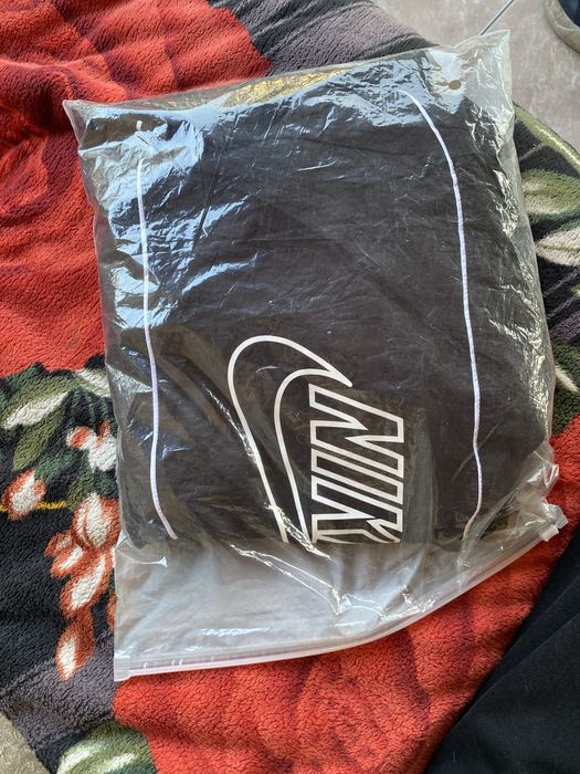 Ветровка Nike(размер S)