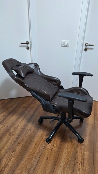 Vand scaun gaming