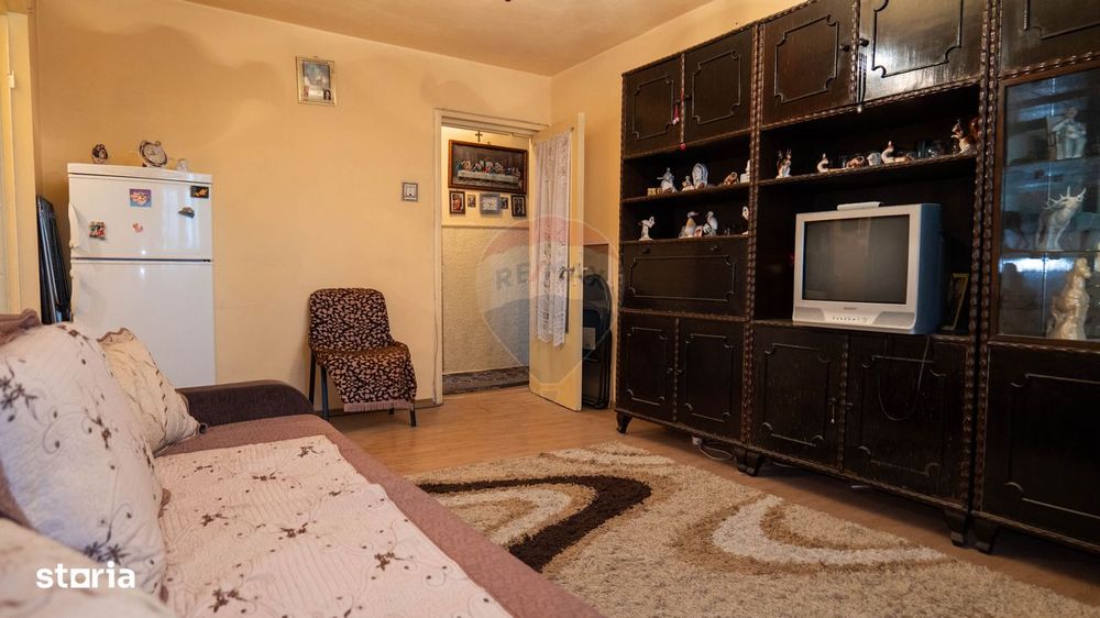 Vânzare apartament 3 camere,  zona Pantelimon - Liceul Lucian Blaga