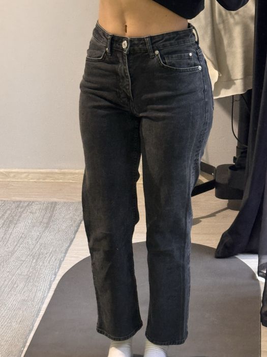 Джинсы H&M черные