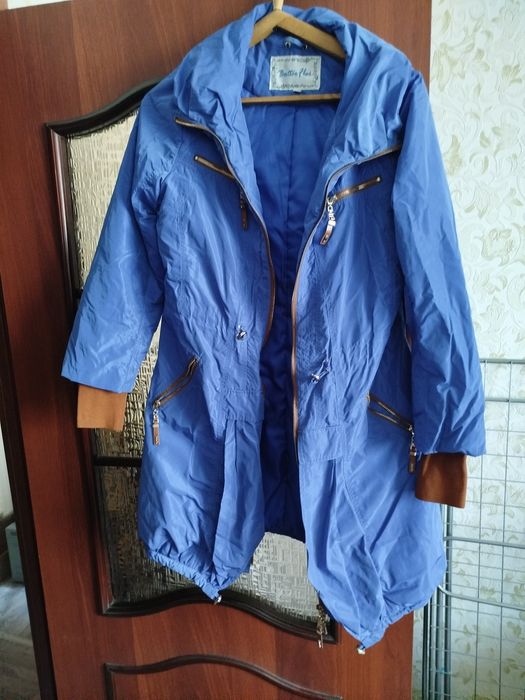 Куртка  для девушек