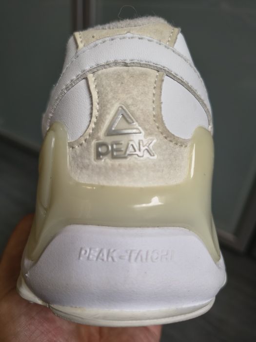 Adidași PEAK TaiChi originali mărimea 39
