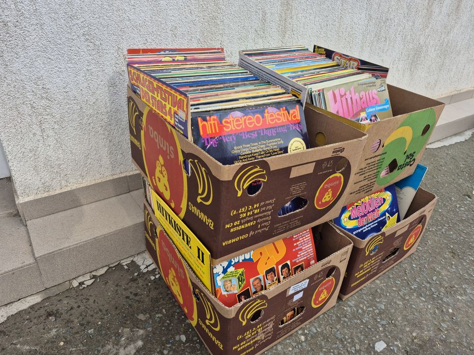 Vând 200LP Discuri Vinil colectia muzica usoara mixta straina