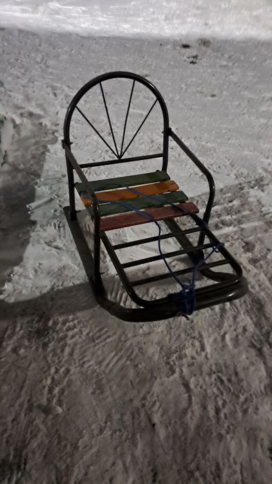 Продам санки срочно