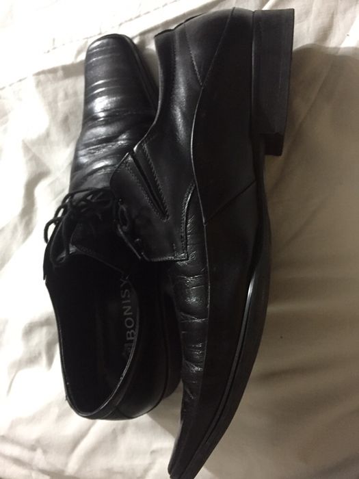 Pantofi bărbătești