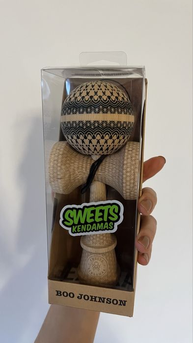 Kendama sweets Boo Johnson SACRED LEGEND SHAPE – ANTI SKID  Cluj