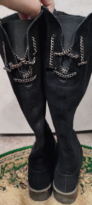 Зимние сапоги женские