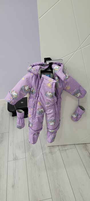 Продам детскую зимнюю куртку