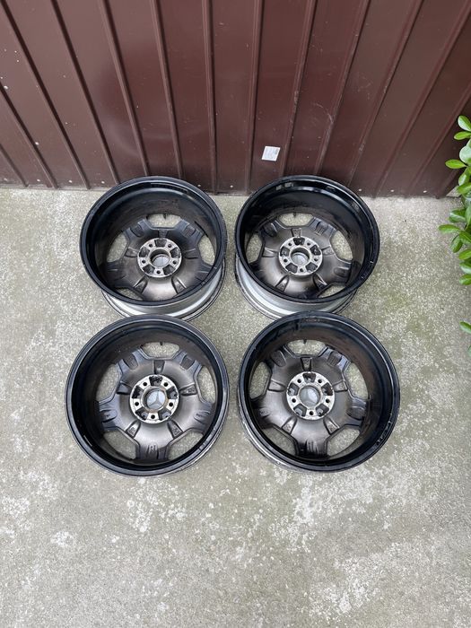 Vând Jante INTRA R17, 7,5J/ET35, 5x112 Monoblock, Model AMG, Mercedes