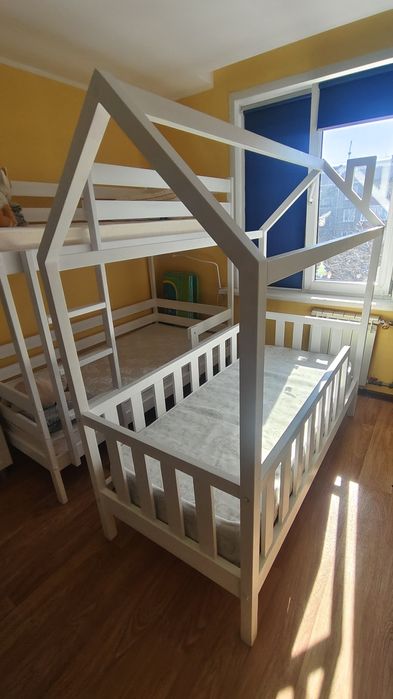 Детская кровать домик