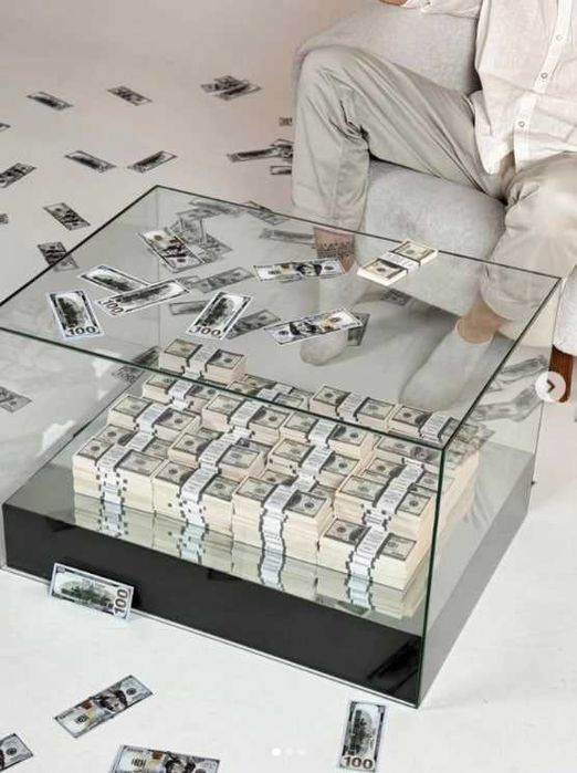 Стол денежный придиванный