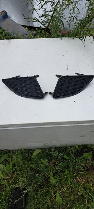 Заглушки в бампер Королла 140- 150