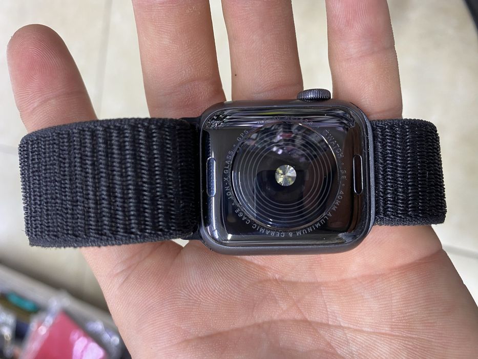 Aplle watch se 40mm
