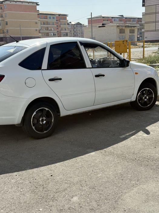 Продам Lada Granta 2015г