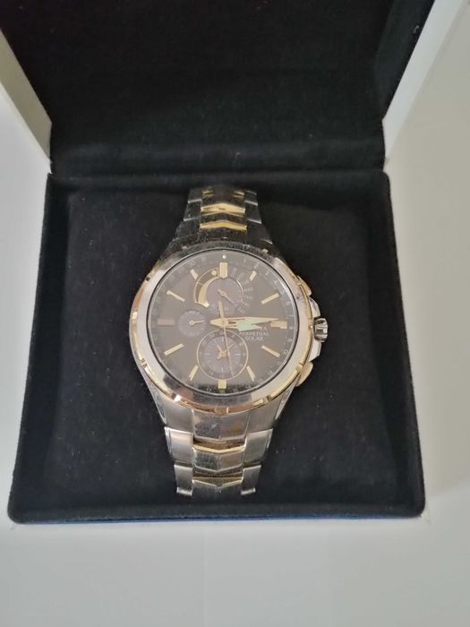 Ceas SEIKO analog quartz perpetual solar chronograph,barbatesc