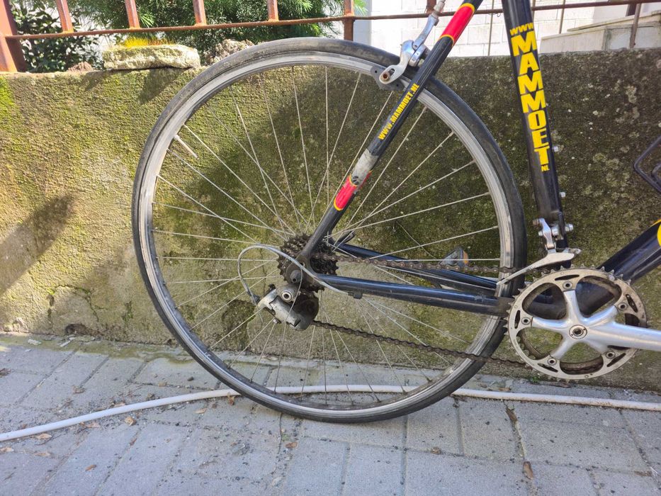 Продавам велосипед шосейка