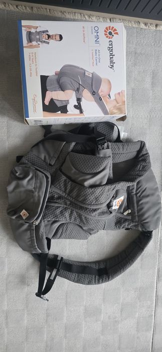 Ergobaby Omni breeze раничка за носене