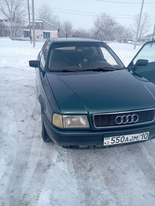 Автомобиль  Ауди 80Б 4